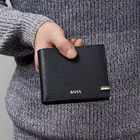 Card wallet with flap Iconic Black