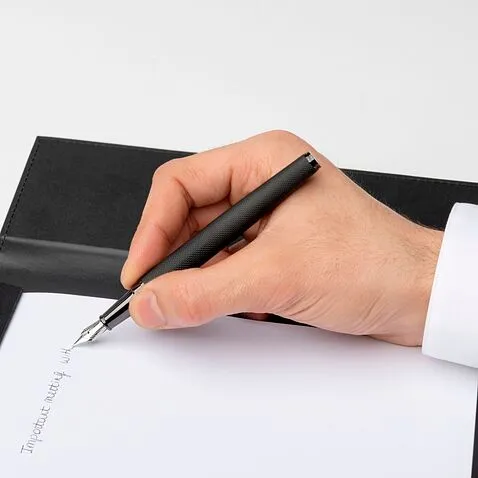 Перьевая авторучка Loop Diamond Black